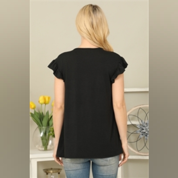 Shirt with Ruffle Sleeves and Tiered layers. - Picture 2 of 7